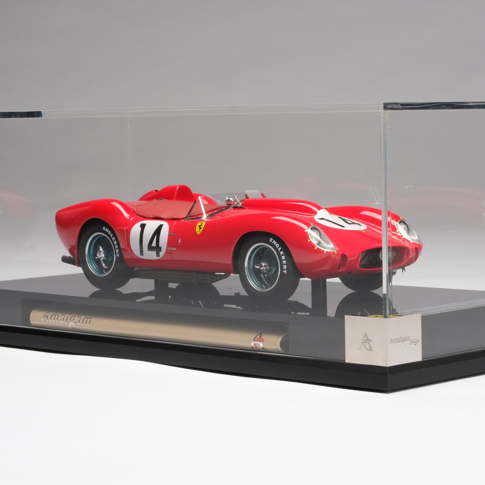 Ferrari 250 Testa Rossa - 1958 Le Mans Winner 1:18 Scale Model – M1 Store